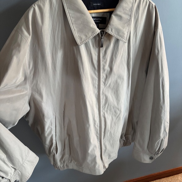 Mens Claiborne Outerwear Microfiber Jacket in pristine condition! - Picture 2 of 10